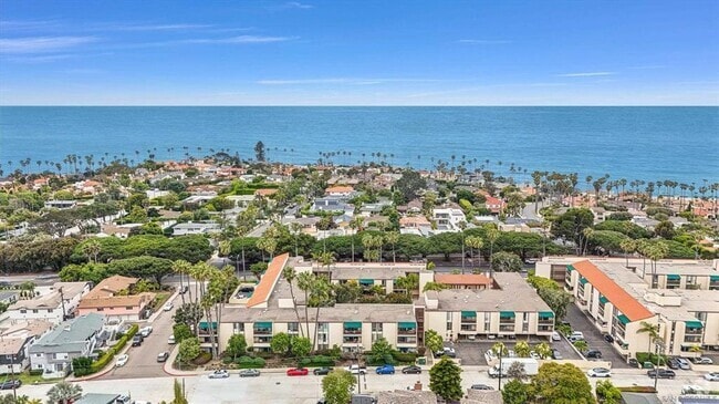 Building Photo - 6455 La Jolla Blvd Rental