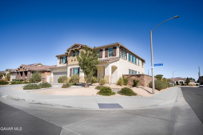 Photo - 39118 Forsythia Ln