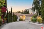 Photo - 1256 Beverly Green Dr House