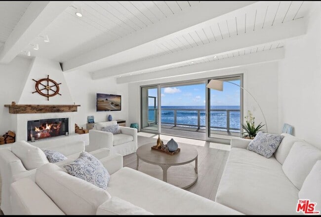 Building Photo - 11770 Pacific Coast Hwy