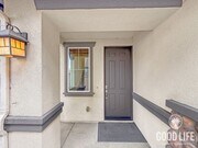 Photo - Great 3B/2.5BA House in Gated San Elijo Hills Community!