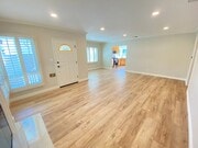 Photo - Beautifully Remodeled 3 Bedroom Naples Hom... House