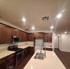 Photo - 825 Parisa Pl