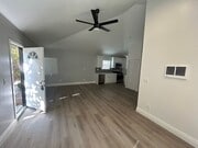 Photo - 3924-3926 Third Ave Unit 3922