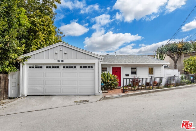Building Photo - 2330 Ronda Vista Dr Rental
