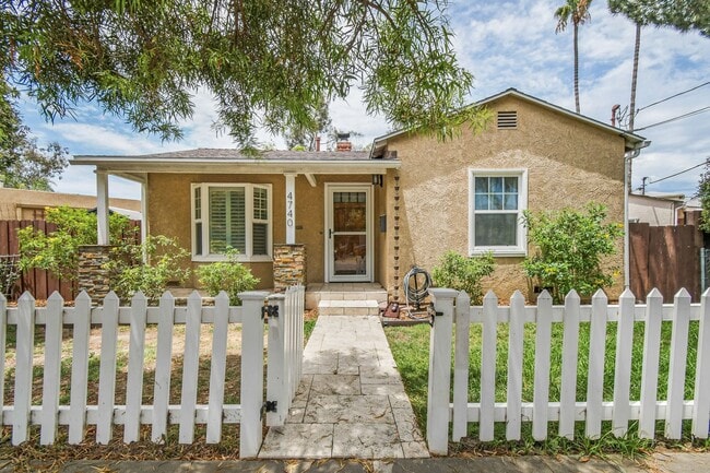 Building Photo - Charming 1938 Craftsman with Private Yard, Raised Garden Beds & Fruit Trees in the Heart of Norma...