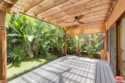Photo - 1138 1\2 N Poinsettia Pl