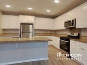 Photo - 25449 Hibiscus Dr House
