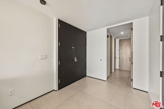 Photo - 10350 Wilshire Blvd Unit 1203