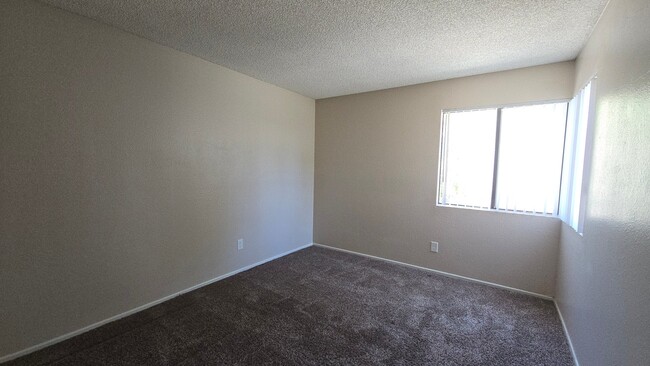 Photo - 2050 S Euclid Ave Unit 202