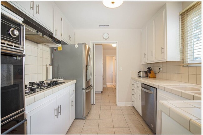 Photo - 6706 Capistrano Ave