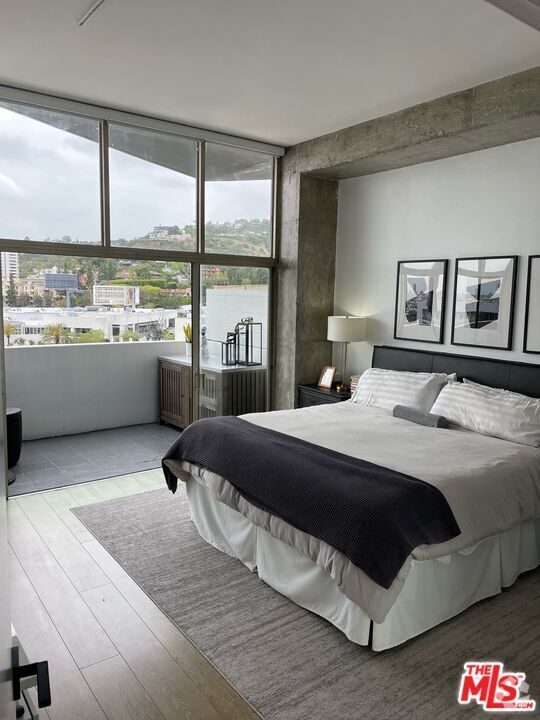 Building Photo - 1155 N La Cienega Blvd Unit PH5 Rental