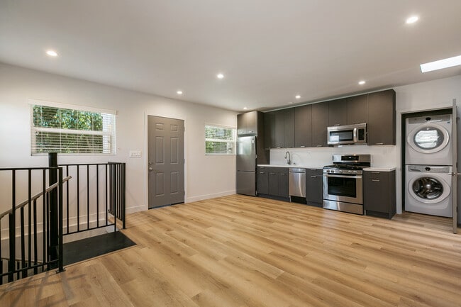 Photo - 1782 S Rimpau Blvd Unit 1782