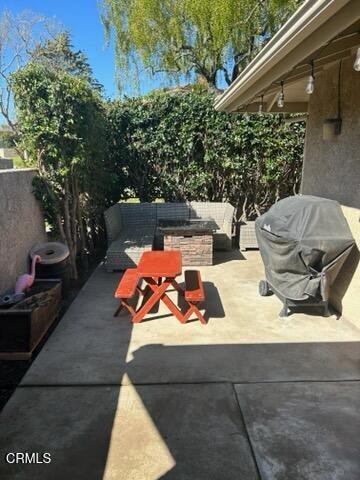 Photo - 960 Murdoch Ln