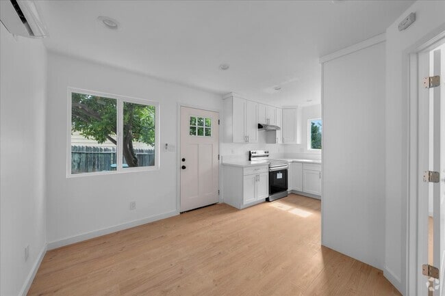 Building Photo - 1222 Aldine Ct Unit 1224.5 Rental