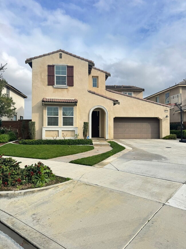 Building Photo - 3274 E Denali Dr