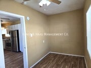 Photo - 337 E 17th St