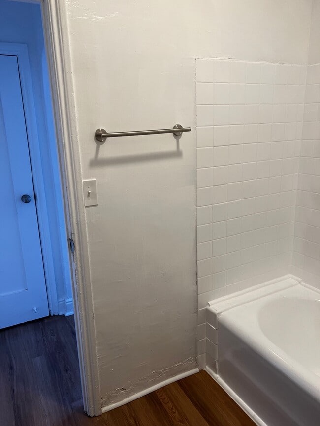 Photo - 2850 Leeward Ave