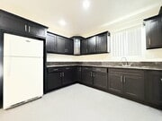 Photo - 114 W 50th St