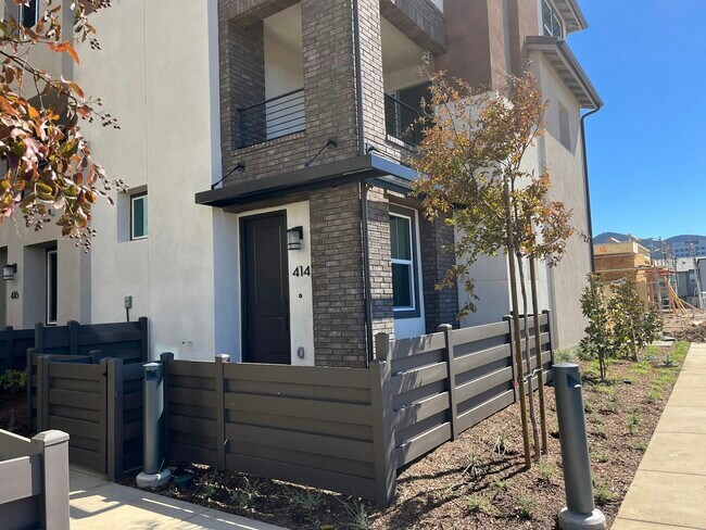 Photo - 414 Caliper Wy