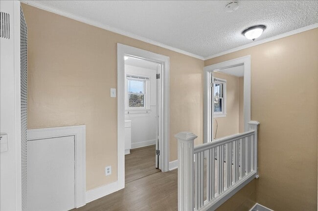 Photo - 301 W 14th St Unit 301 1/2