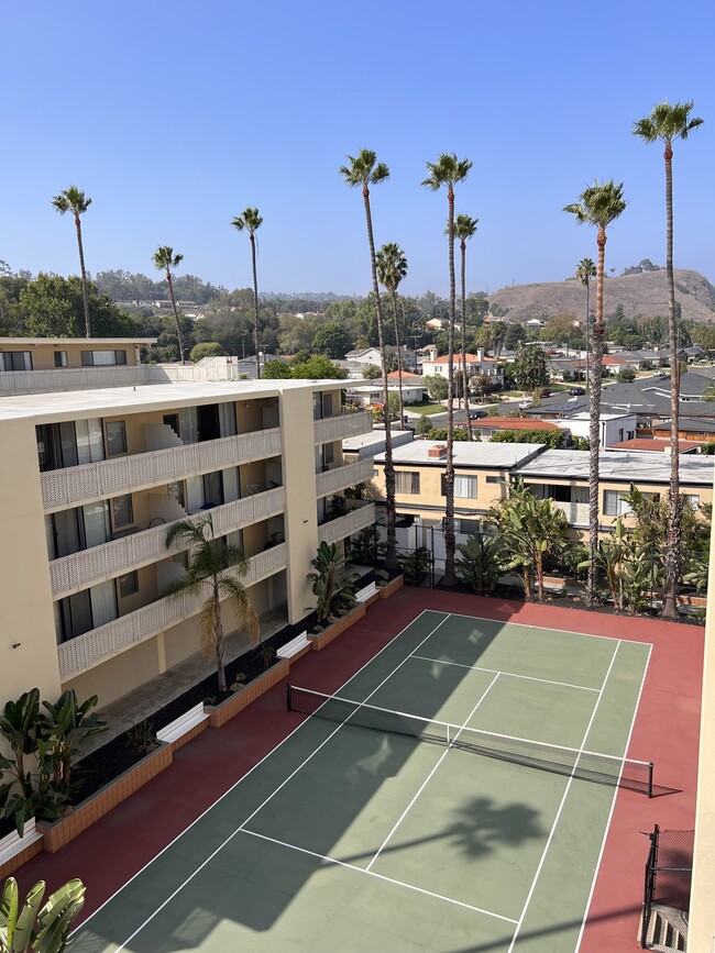 Photo - Newton Towers