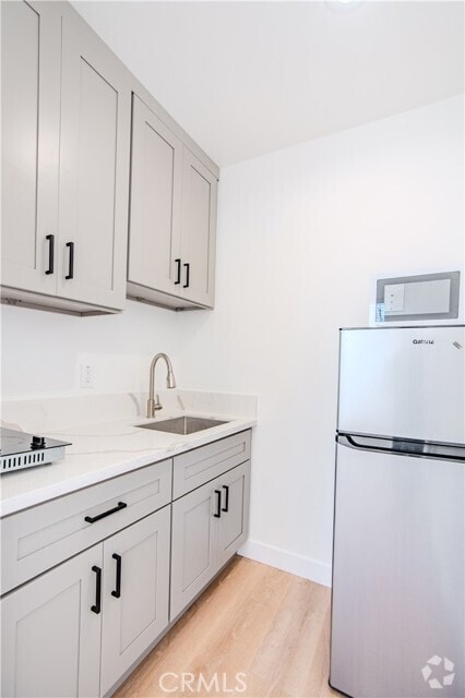 Building Photo - 10691 McKeen St Rental