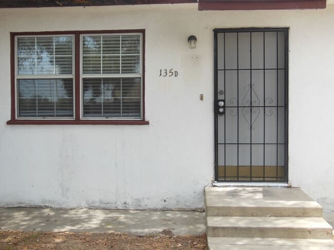 Photo - 135 S Verdugo Rd Unit D