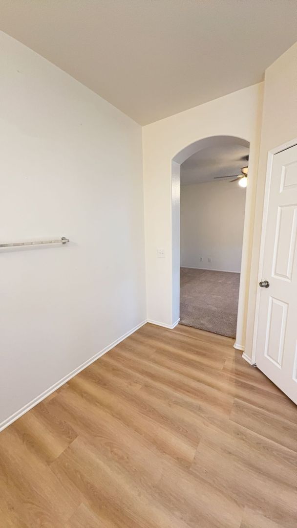 Photo - 5 BEDROOM VICTORVILLE HOUSE