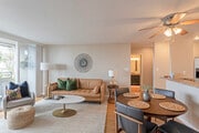2BR, 2BA - 1050SF - Los Arboles Apartments