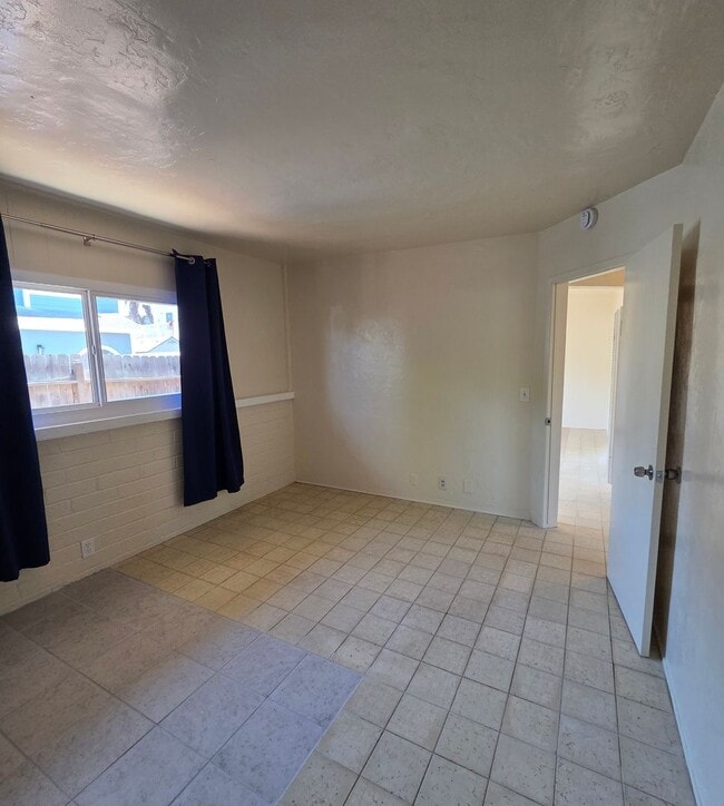 Photo - 566-568 Emory Street Unit 566