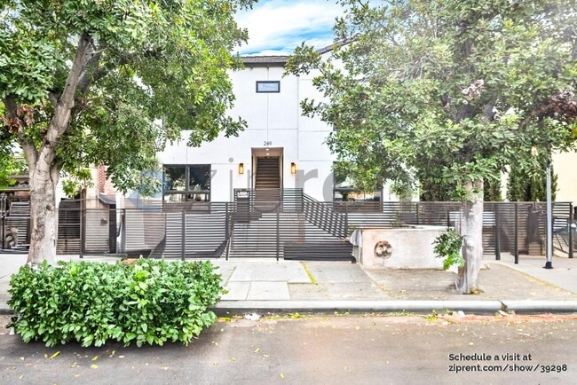 Photo - 249 N Bonnie Brae St Condo