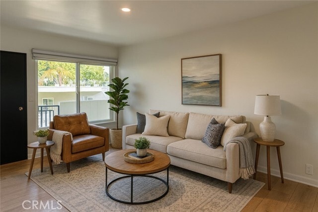 Building Photo - 251 N Oakland Ave Unit 10