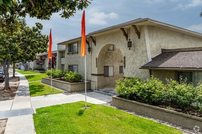 Rancho Del Monte - Rancho Del Monte Apartments
