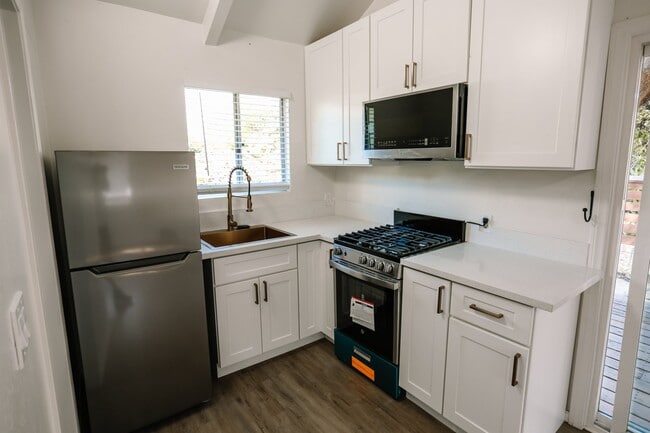 Photo - 31462 La Matanza St Unit 31462 B