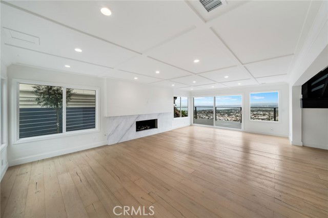 Photo - 303 E Avenida Cordoba