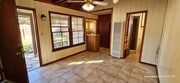 Photo - Centrally Located Small Cottage Studio with Private Yard