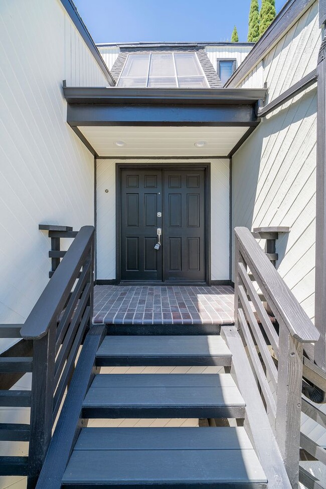 Photo - Beautifully Renovated Woodland Hills Home