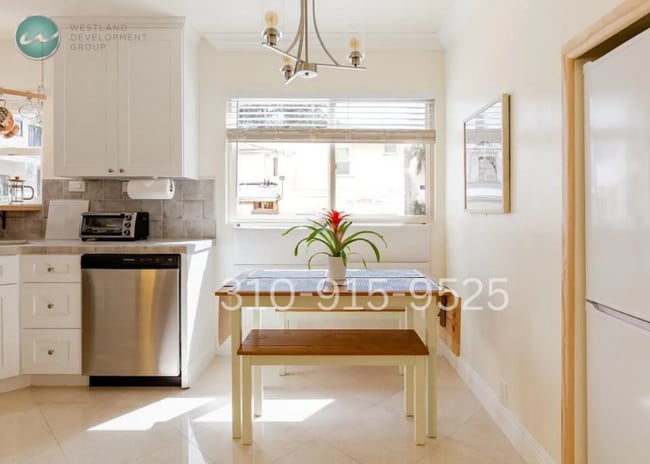 Photo - 11817 Darlington Ave Unit 6