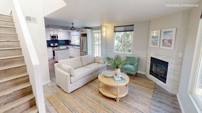 Photo - 4070 Riviera Dr