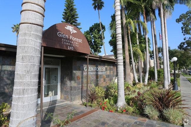 Photo - Glen Forest Apartments