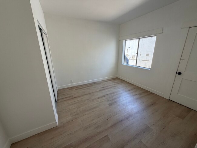 Photo - 2139 Venice Blvd Unit 2139 Venice Blvd