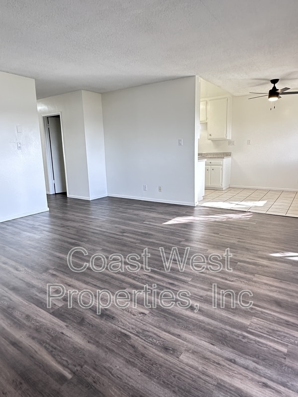 Photo - 1810 Broadway St