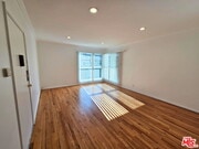 Photo - 1438 S Barrington Ave Unit Apt 6