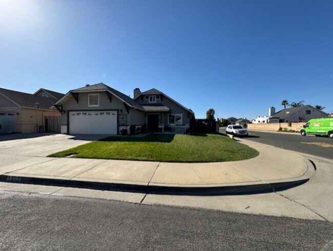 Building Photo - Charming 3bd/2bath Home in Santa Maria