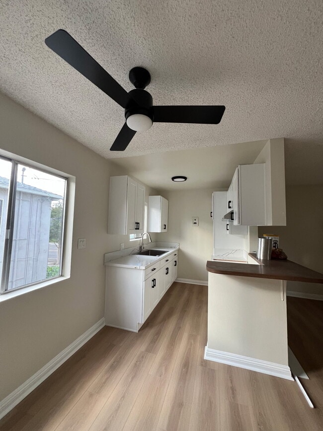 Photo - 626 E Chevy Chase Dr Unit 16