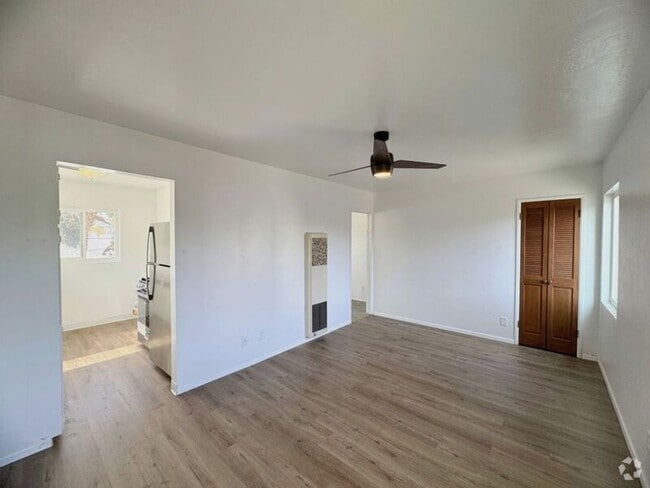 Building Photo - 3932 3rd Ave Rental