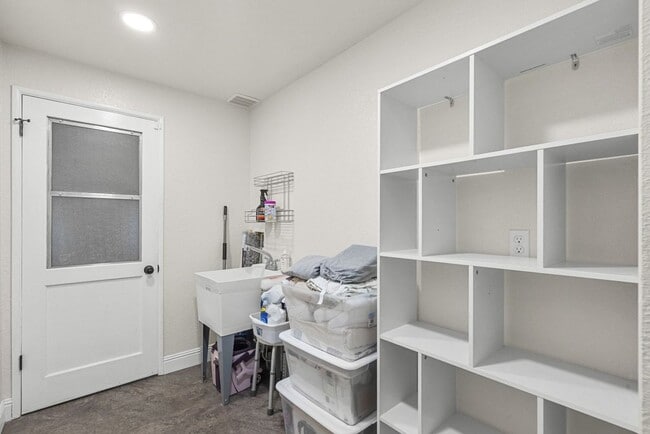 Photo - 1197 Oriole Rd