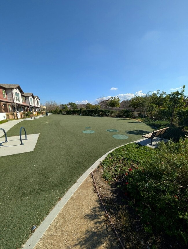 Photo - 1969 Cottage Dr