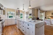 Photo - 807 N Doheny Dr House